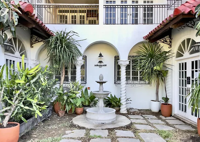 Miranamin Nest Banaba - Garden View In Historic - Bathtub, Luxury Indoor Plunge Pool, Guest Kitchen, Self-service Breakfast, Rooftop, Pet-friendly Apartment