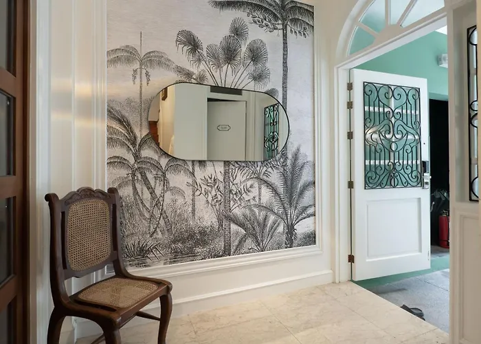 Miranamin Nest Banaba - Garden View In Historic - Bathtub, Luxury Indoor Plunge Pool, Guest Kitchen, Self-service Breakfast, Rooftop, Pet-friendly Apartment *