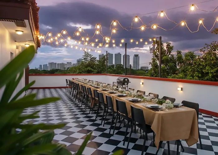 Miranamin Nest Banaba - Garden View In Historic - Bathtub, Luxury Indoor Plunge Pool, Guest Kitchen, Self-service Breakfast, Rooftop, Pet-friendly